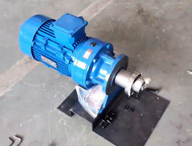 更換電動隔膜泵軸承 更換電動隔膜泵軸承